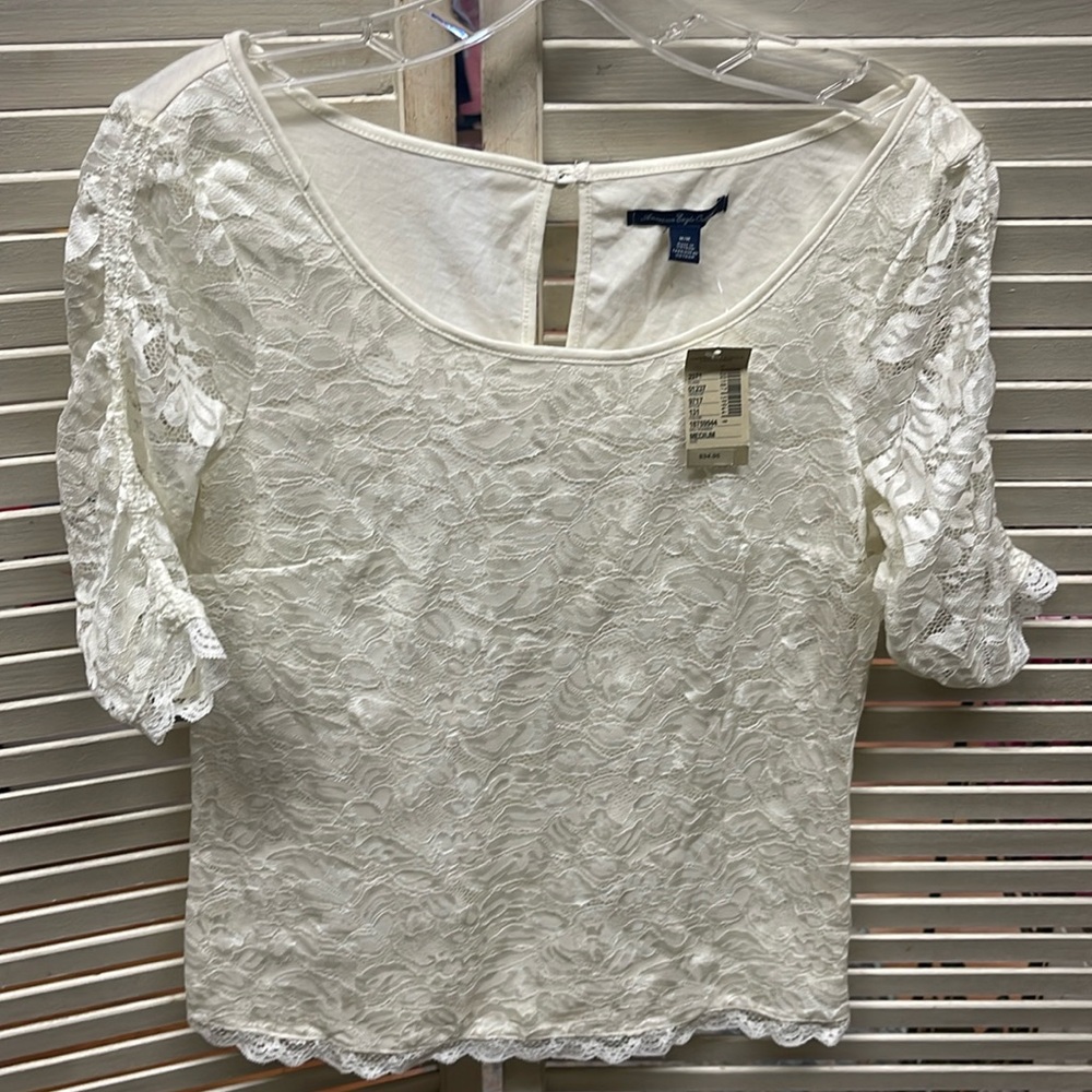 American Eagle laced top size medium